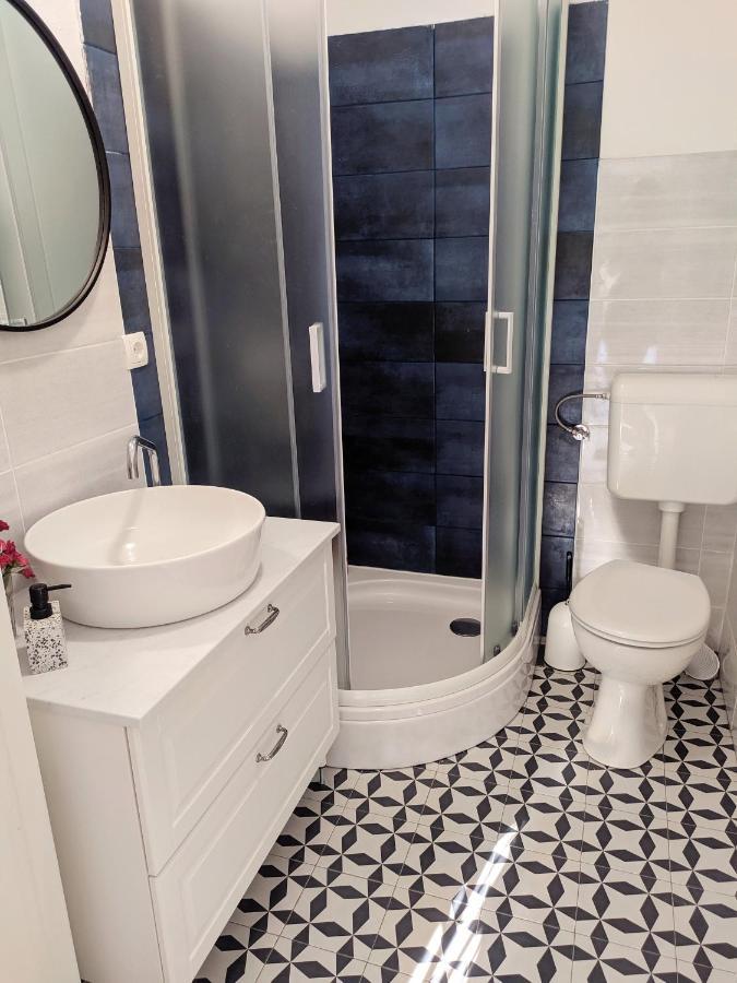Modern Apartment With 3 Bedrooms Makarska Eksteriør bilde